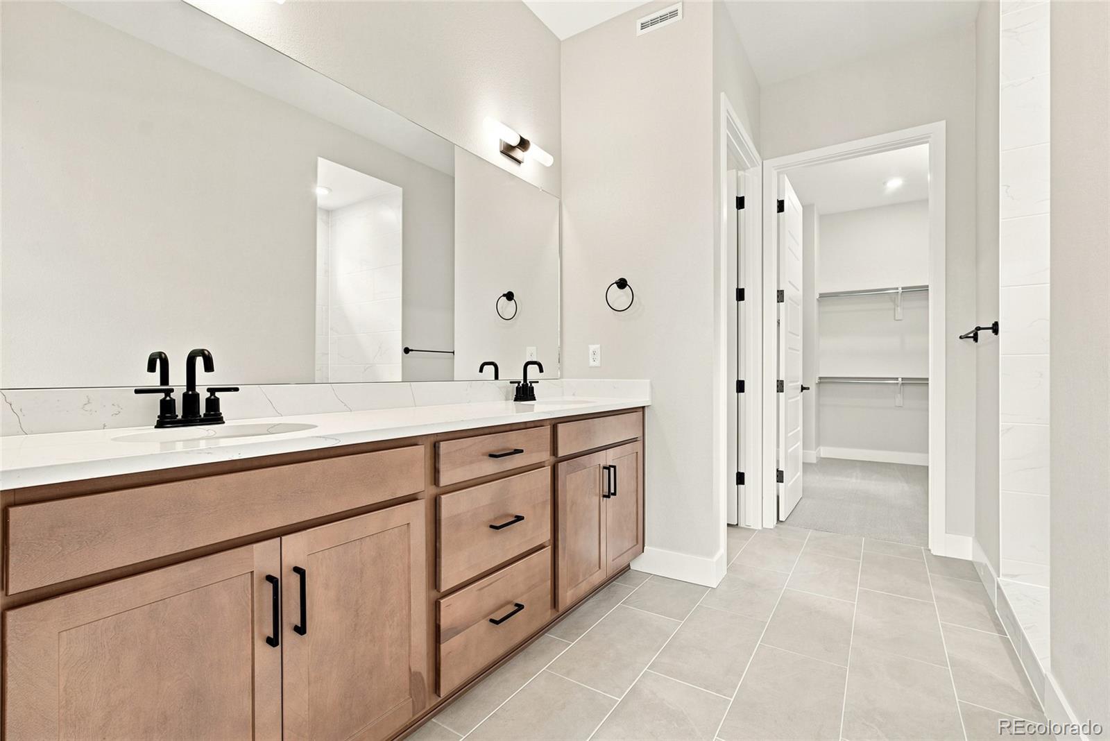 MLS Image #17 for 8867 s riviera court,aurora, Colorado