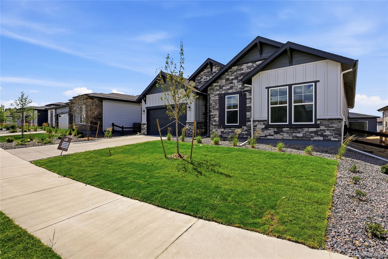 MLS Image #2 for 8867 s riviera court,aurora, Colorado