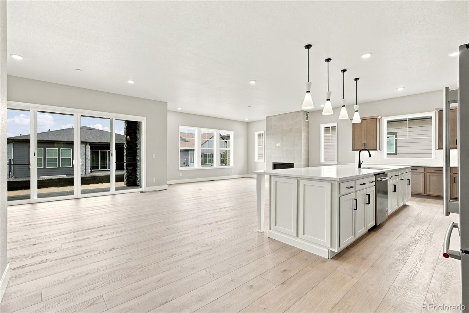 MLS Image #4 for 8867 s riviera court,aurora, Colorado
