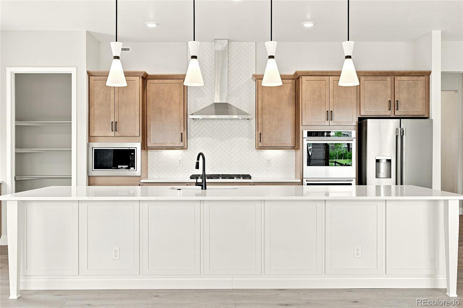 MLS Image #6 for 8867 s riviera court,aurora, Colorado