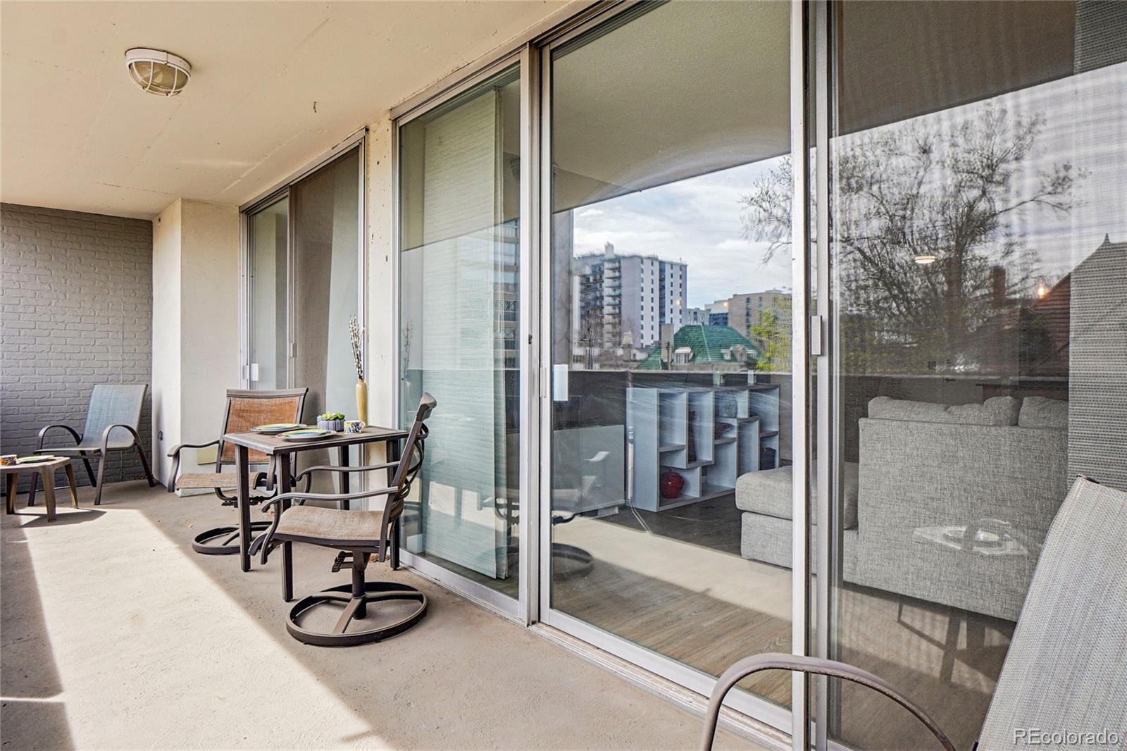 MLS Image #17 for 909 n logan street 4j,denver, Colorado