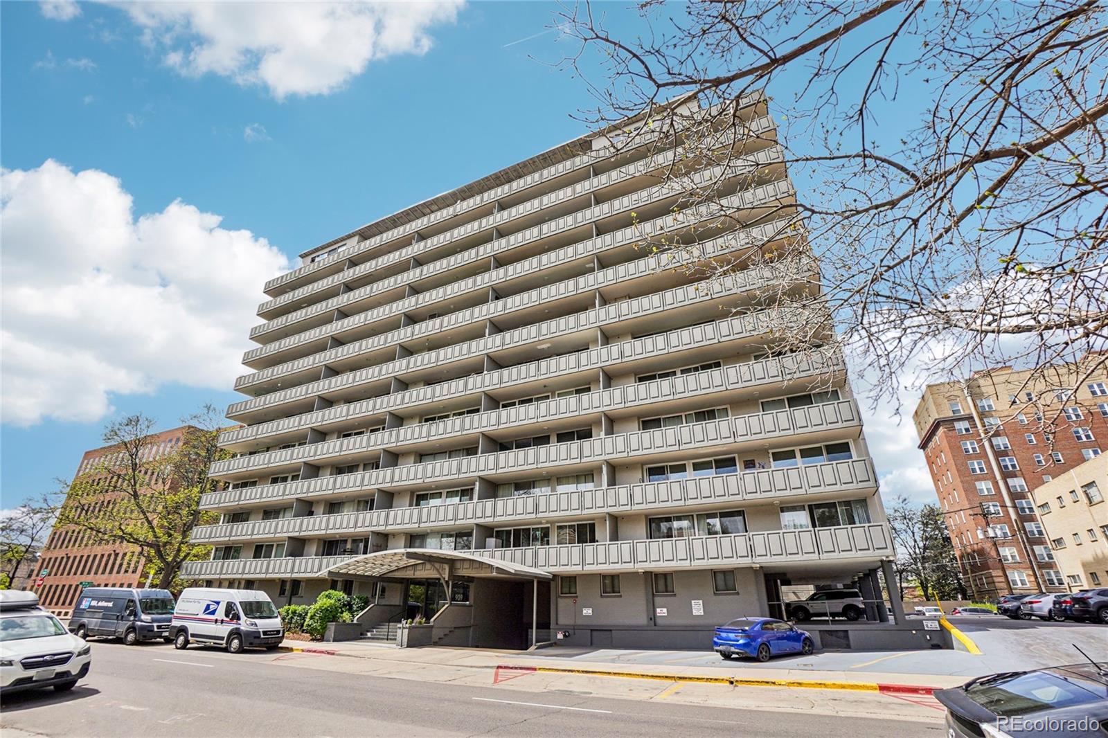 MLS Image #22 for 909 n logan street 4j,denver, Colorado