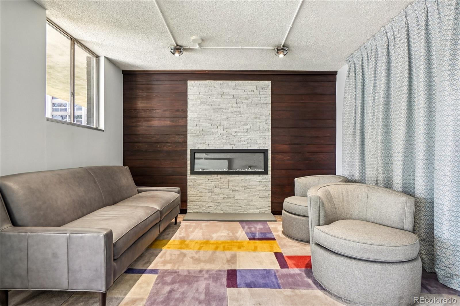 MLS Image #26 for 909 n logan street 4j,denver, Colorado