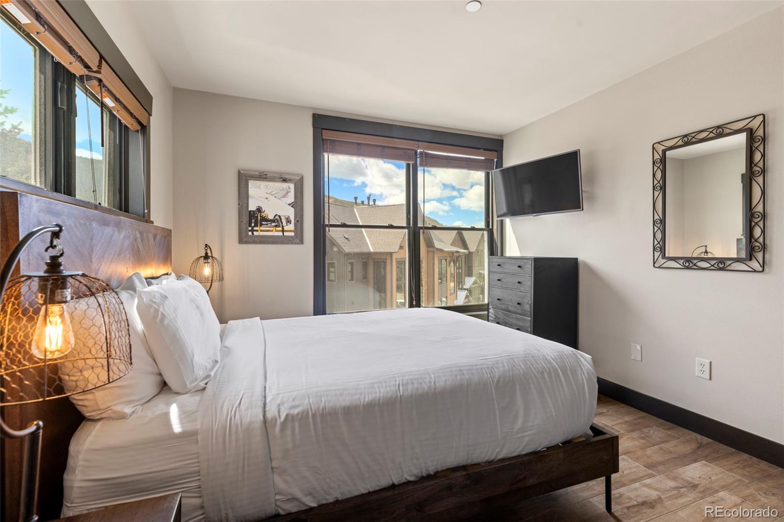 MLS Image #17 for 129  river run road 8053,keystone, Colorado