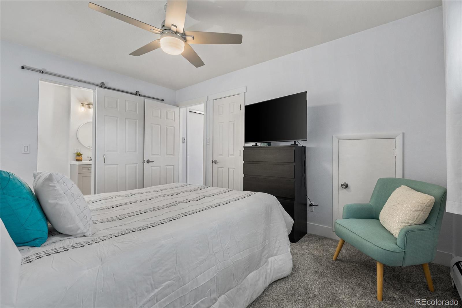 MLS Image #10 for 2835 s monaco parkway,denver, Colorado