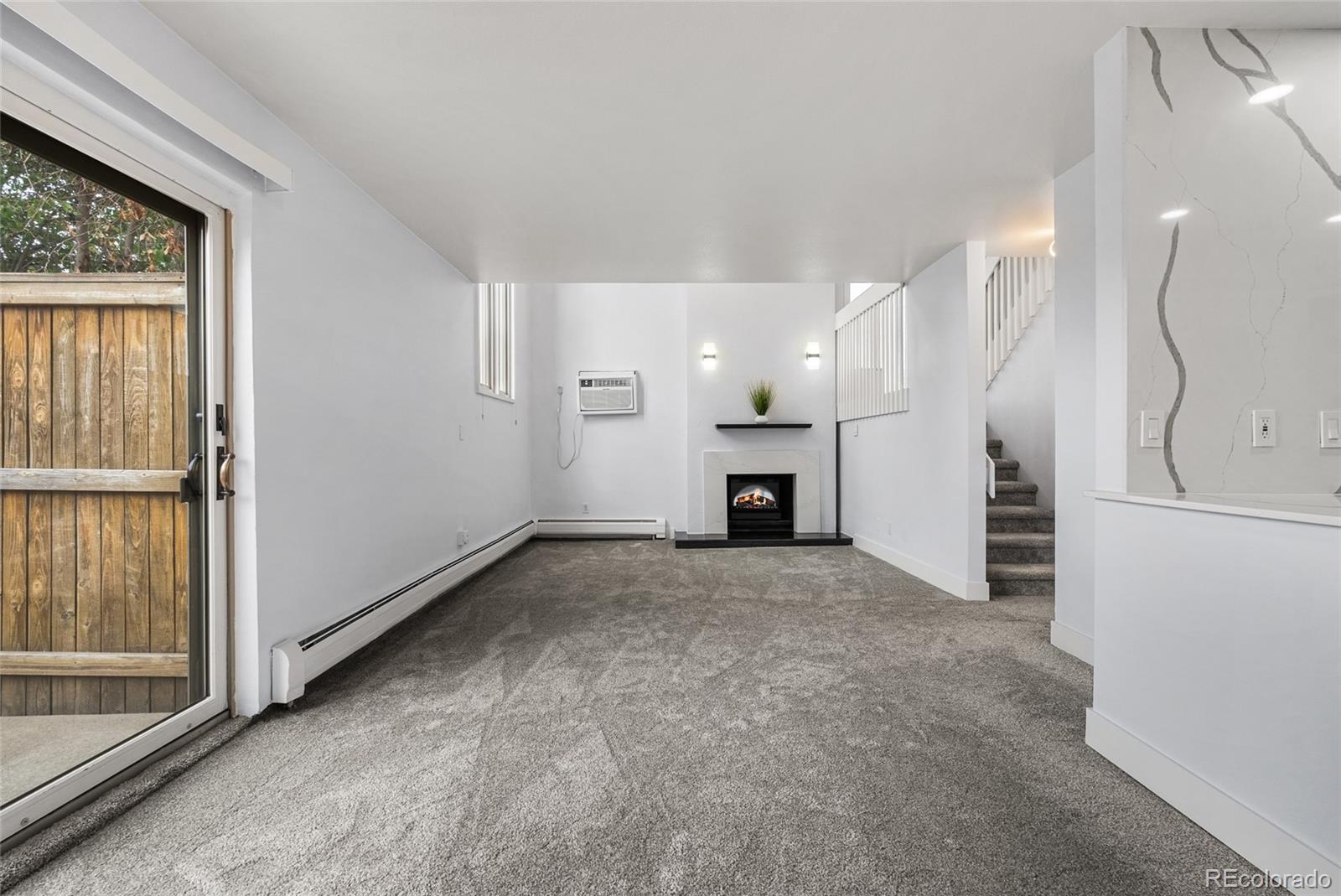 MLS Image #18 for 2835 s monaco parkway,denver, Colorado