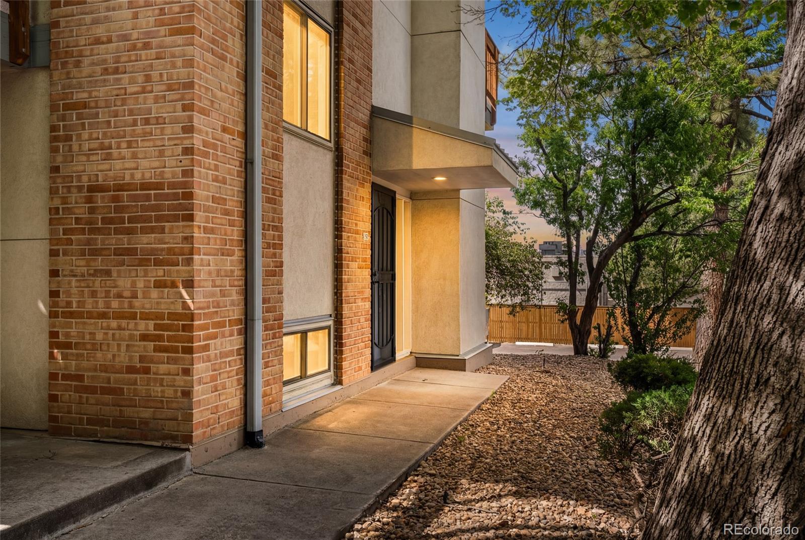 MLS Image #42 for 2835 s monaco parkway,denver, Colorado