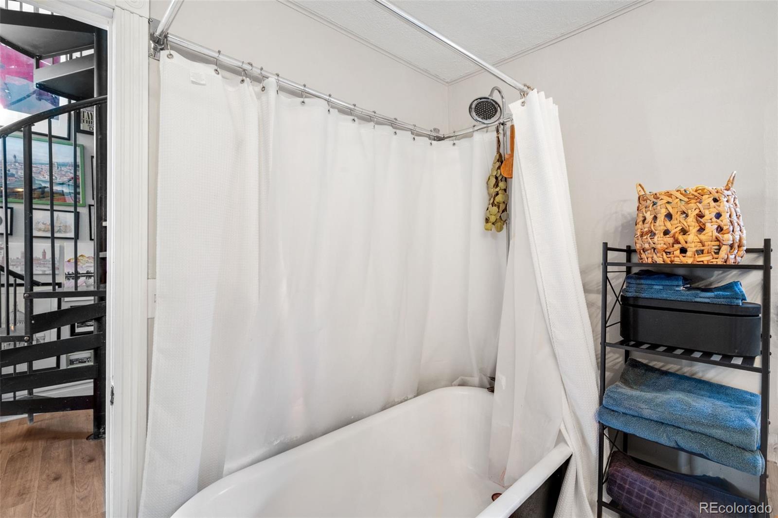 MLS Image #14 for 3312 w 38th avenue,denver, Colorado