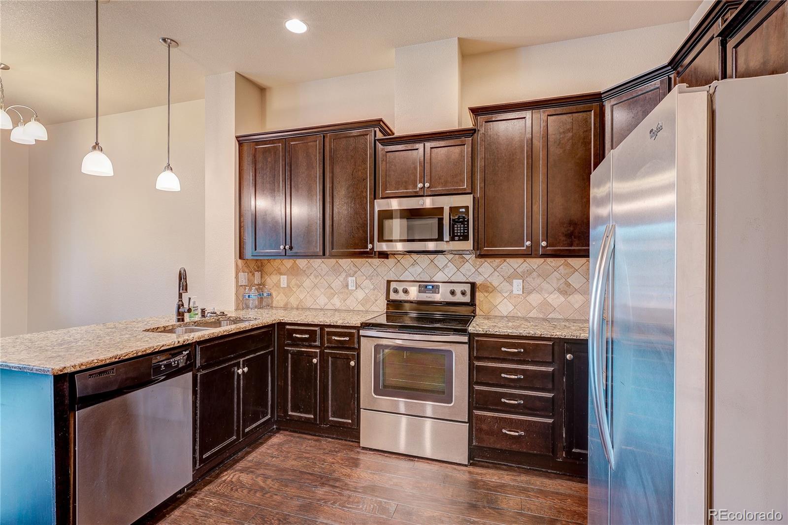 MLS Image #10 for 2346  central park boulevard,denver, Colorado