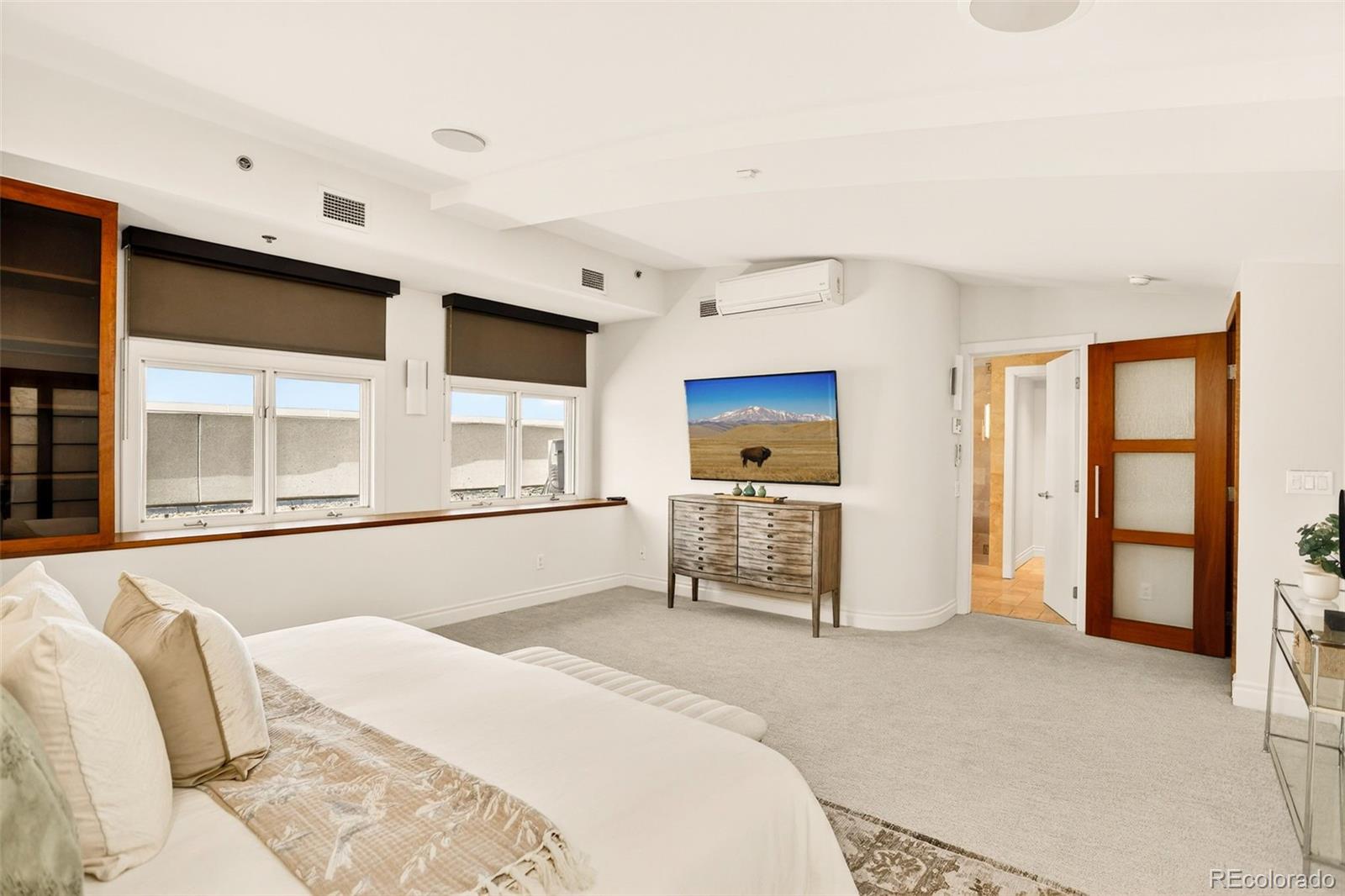 MLS Image #19 for 1735  19th street,denver, Colorado