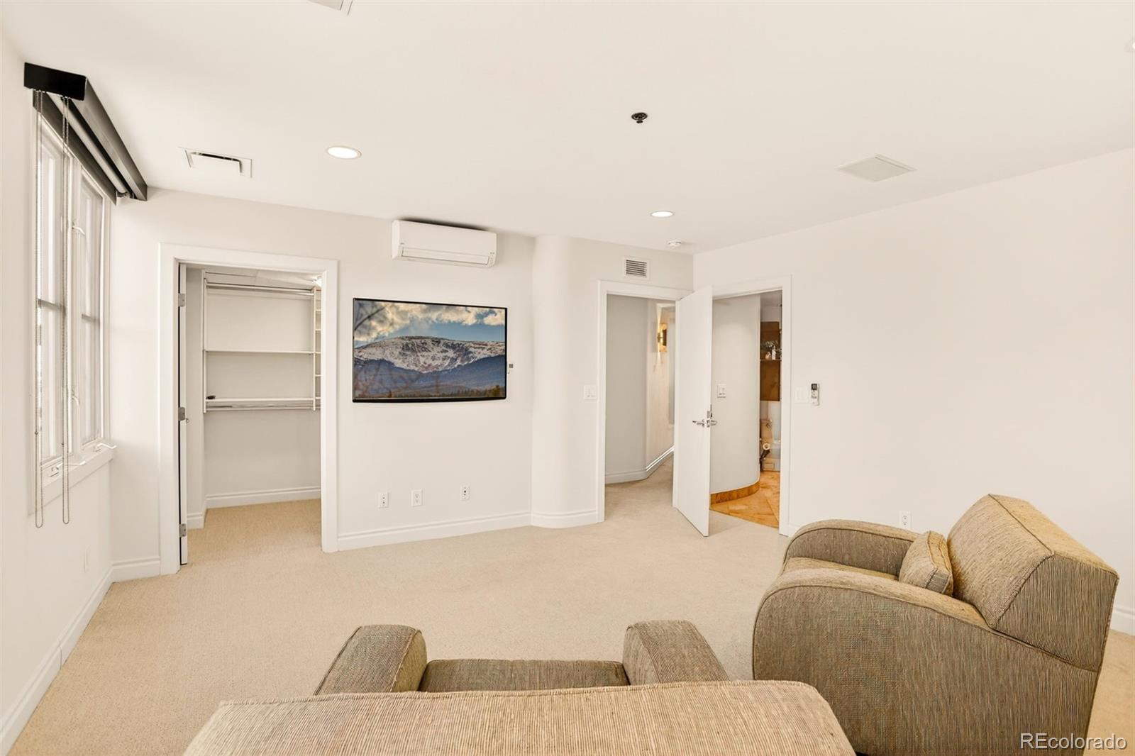 MLS Image #27 for 1735  19th street,denver, Colorado