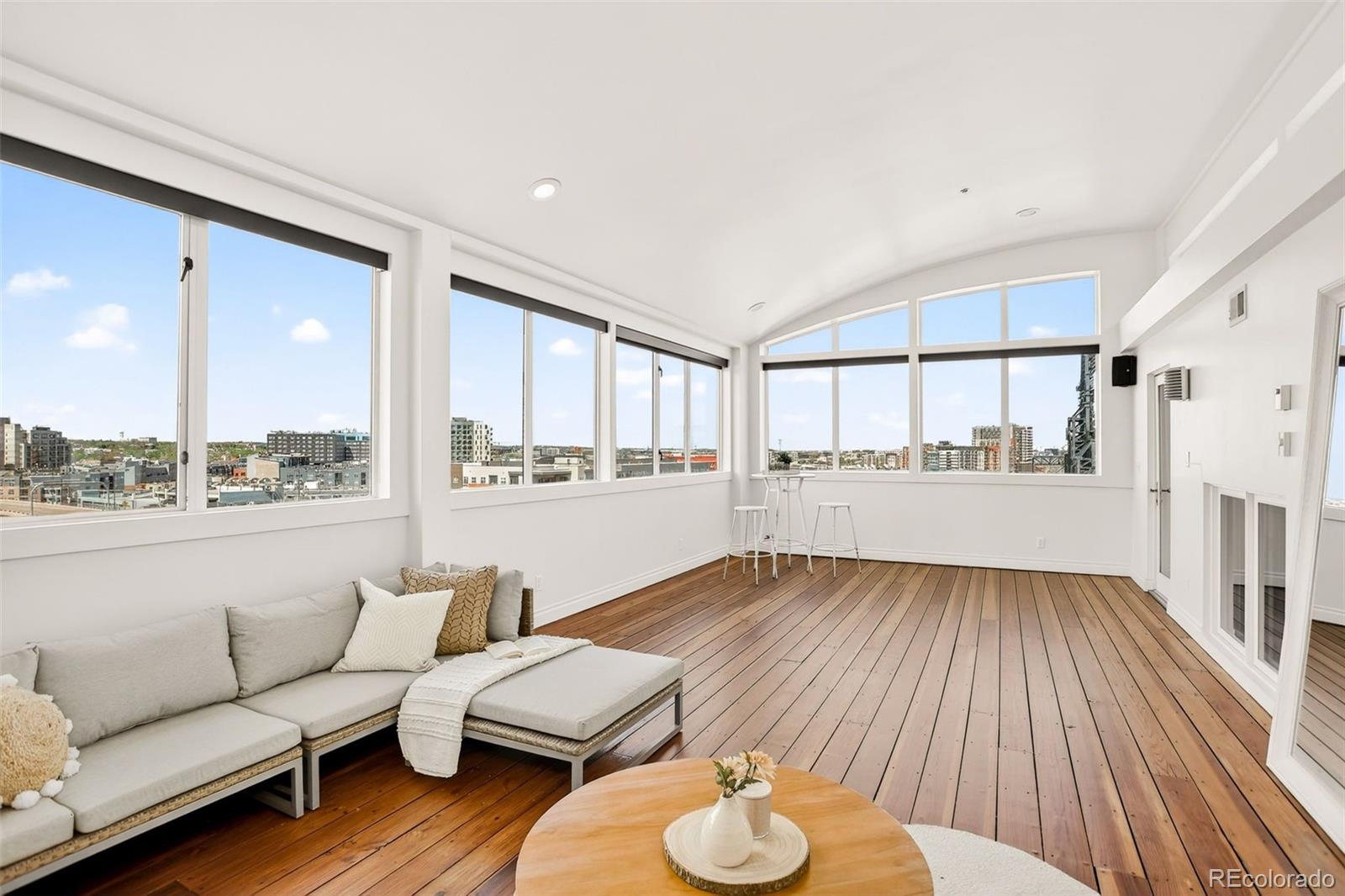 MLS Image #41 for 1735  19th street,denver, Colorado