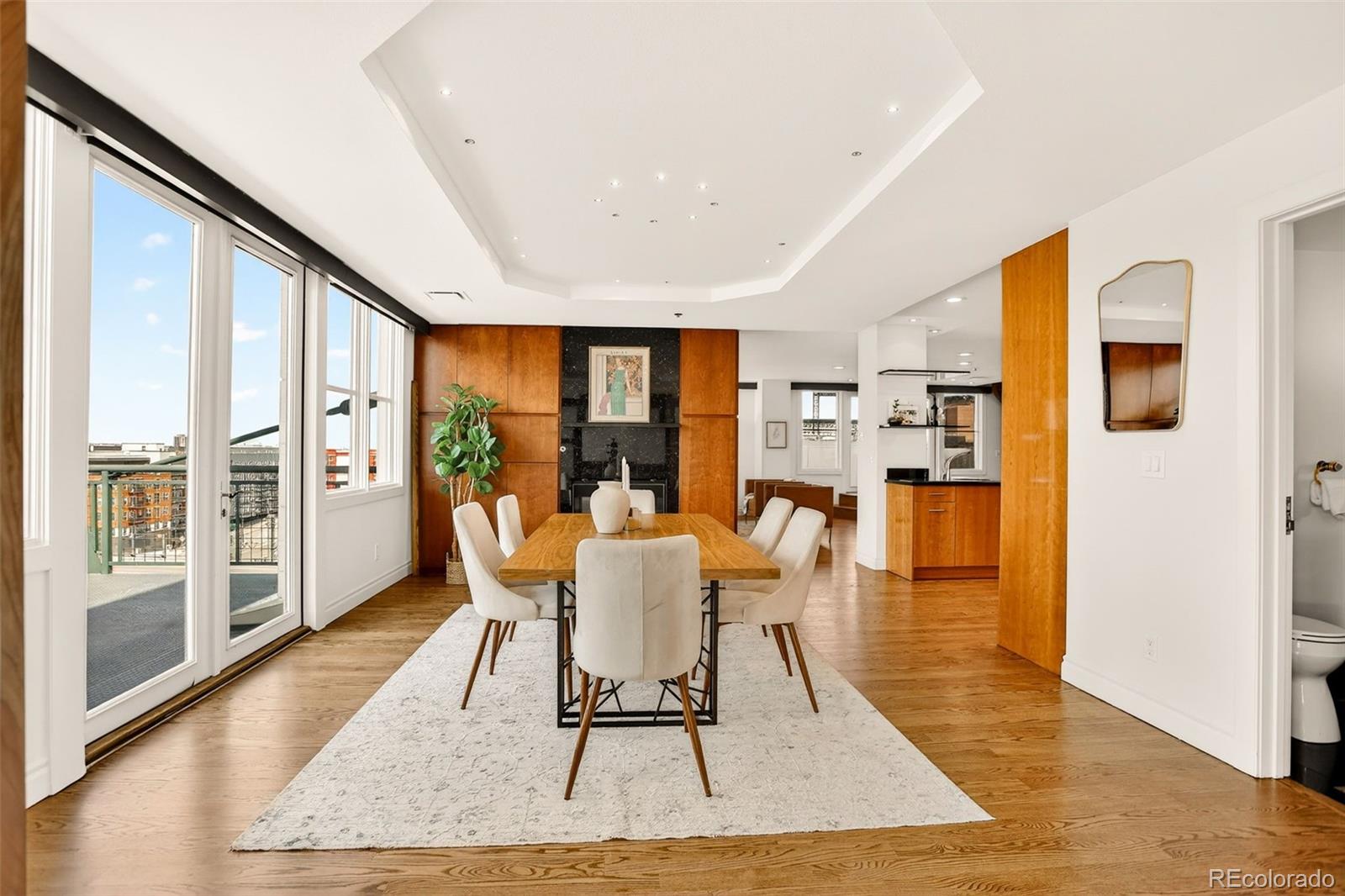 MLS Image #7 for 1735  19th street,denver, Colorado