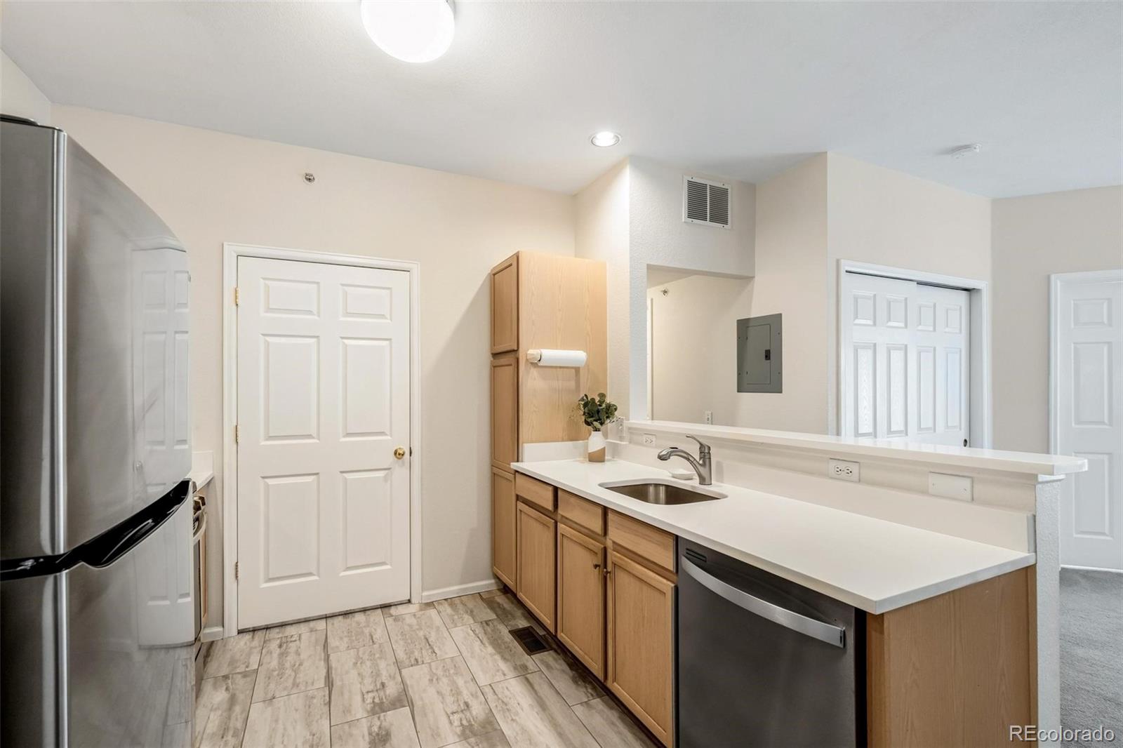 MLS Image #13 for 2422 w 82nd place 2c,westminster, Colorado