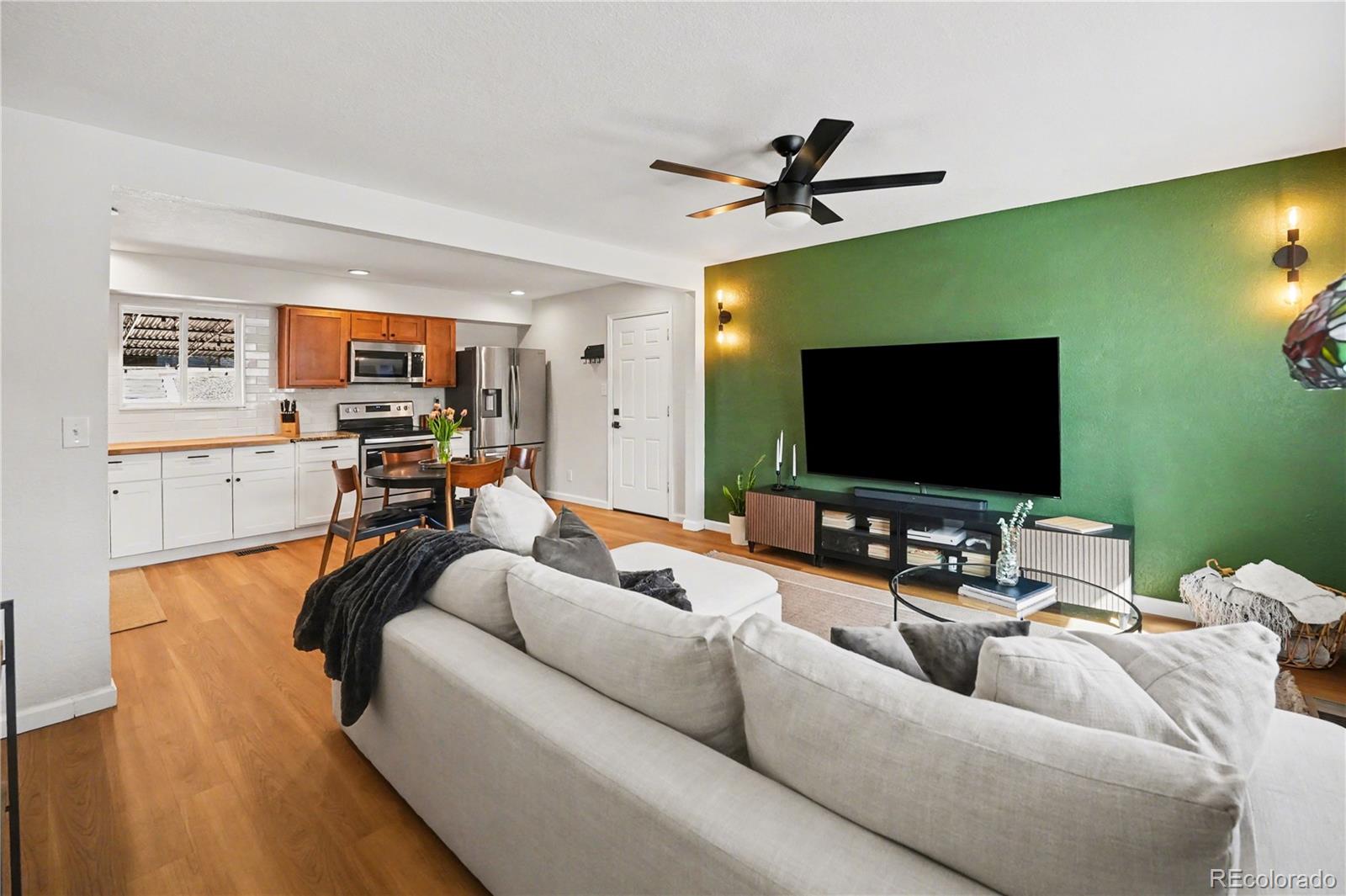 MLS Image #5 for 8207  high street,denver, Colorado