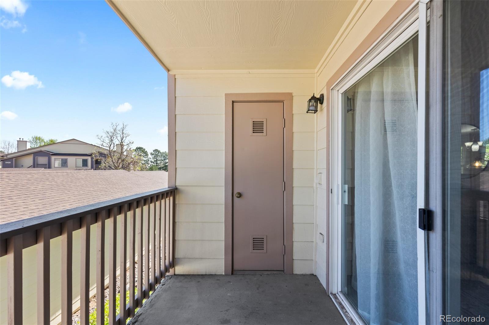MLS Image #23 for 5443 s dover street 204,denver, Colorado