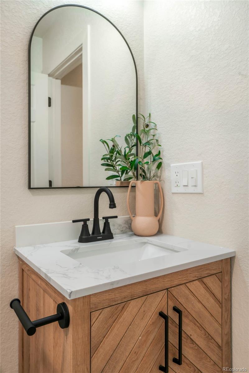 MLS Image #10 for 47  zenobia street,denver, Colorado