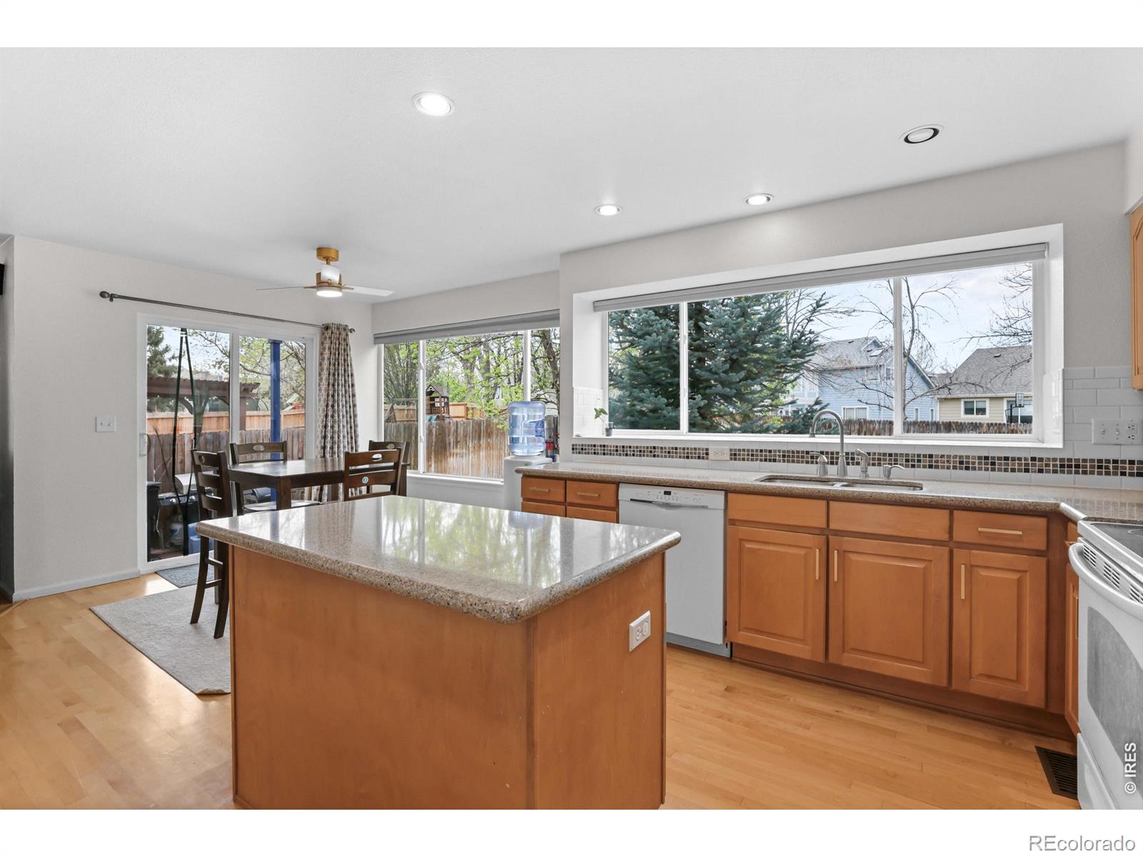 MLS Image #9 for 13465  fillmore court,thornton, Colorado
