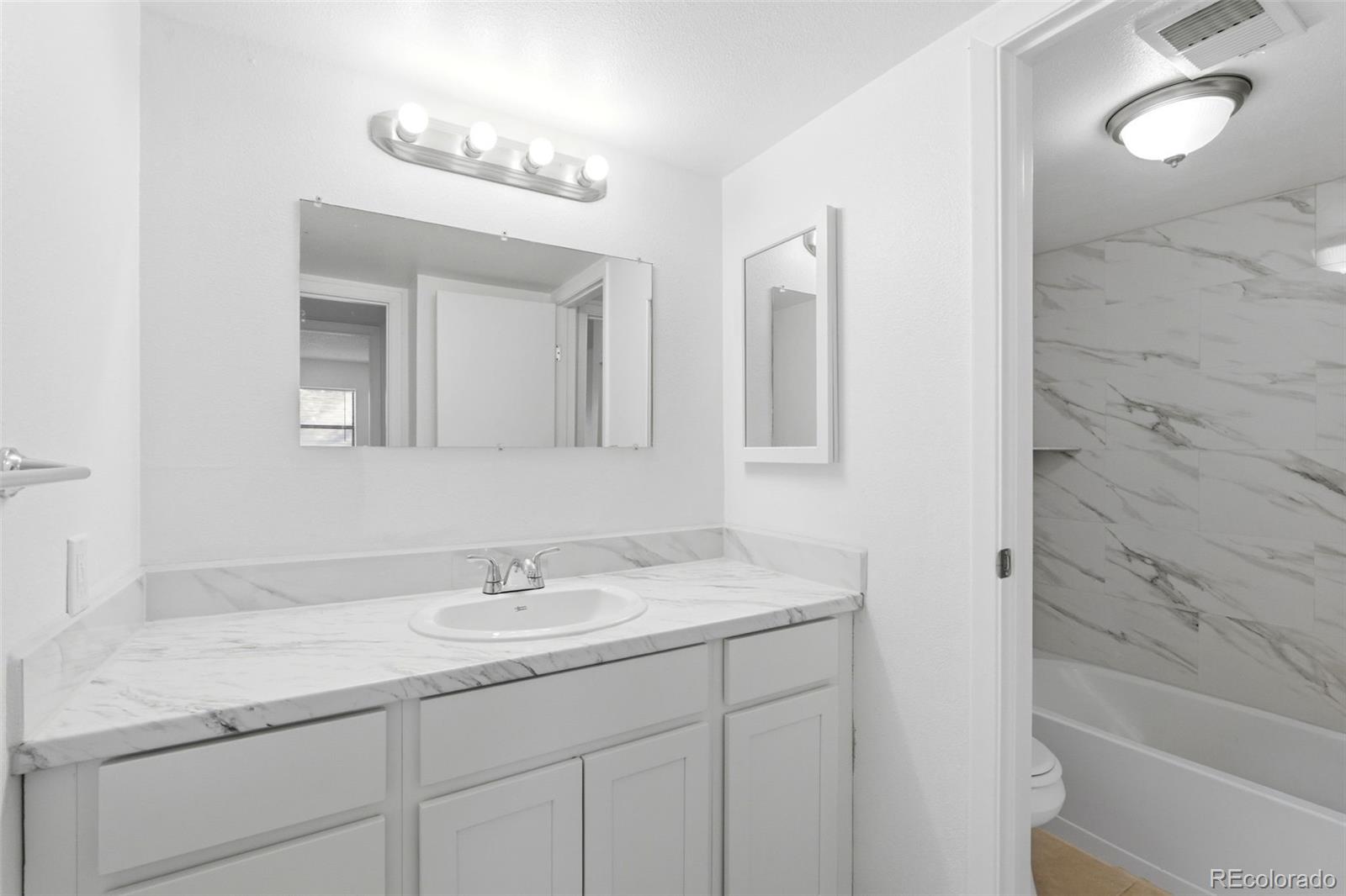 MLS Image #19 for 3868 s fraser street,aurora, Colorado