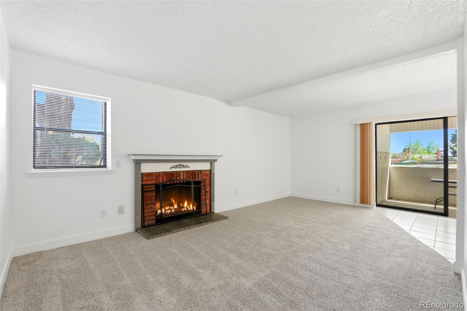 MLS Image #3 for 3868 s fraser street,aurora, Colorado