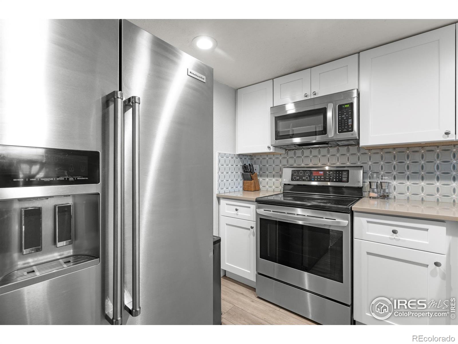 MLS Image #9 for 7436  singing hills court,boulder, Colorado