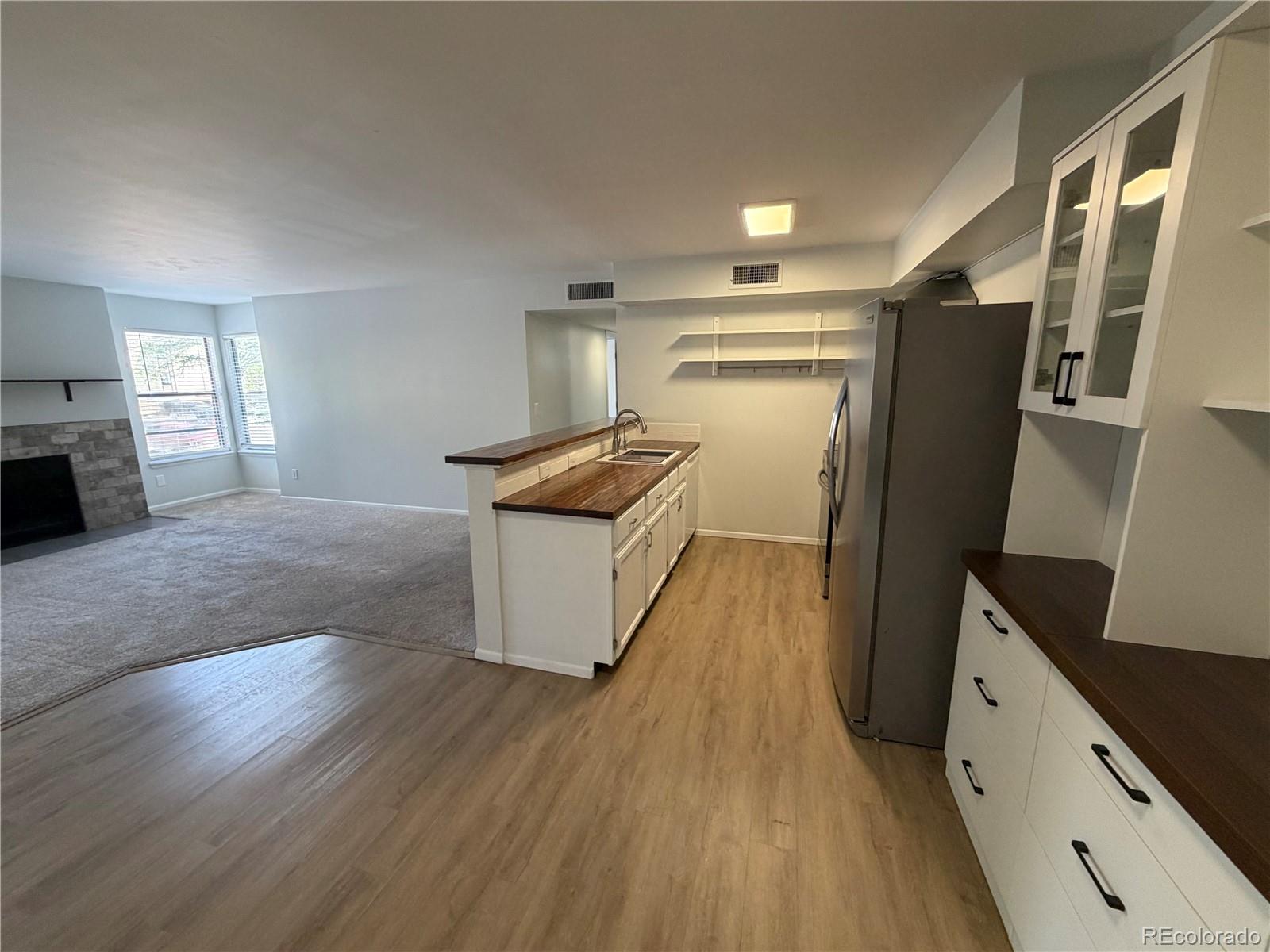 MLS Image #3 for 8741  dawson street 204,denver, Colorado