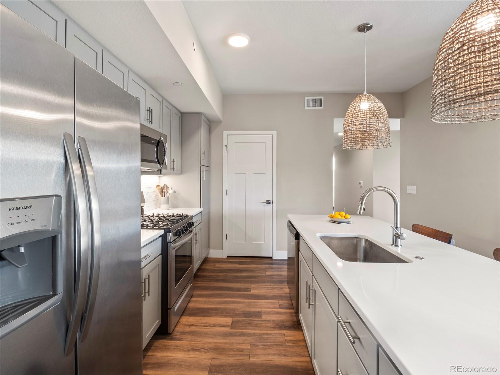 MLS Image #5 for 210 s cherrywood drive,lafayette, Colorado