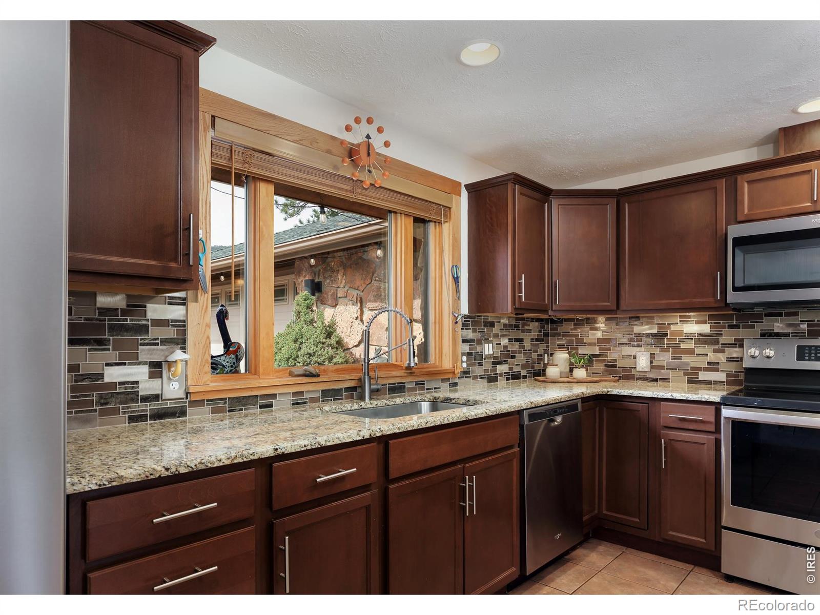 MLS Image #10 for 655  kiowa road,lyons, Colorado