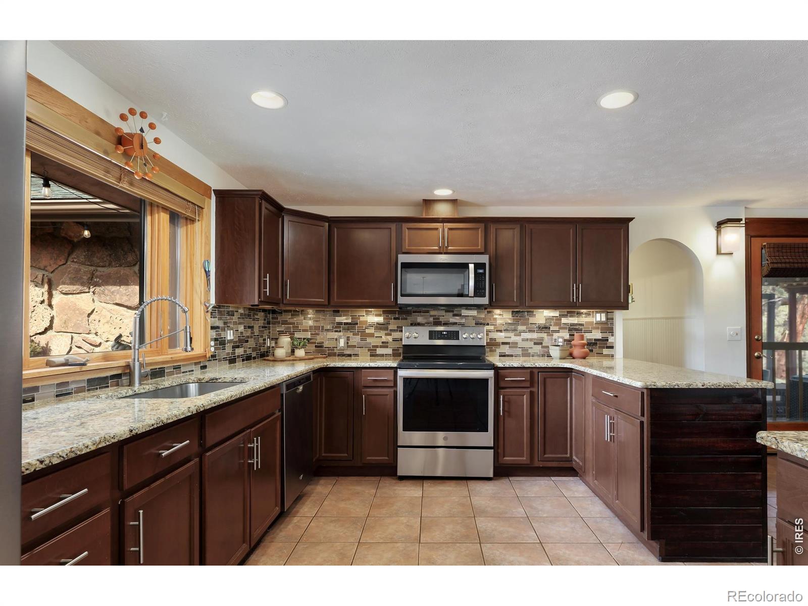 MLS Image #3 for 655  kiowa road,lyons, Colorado