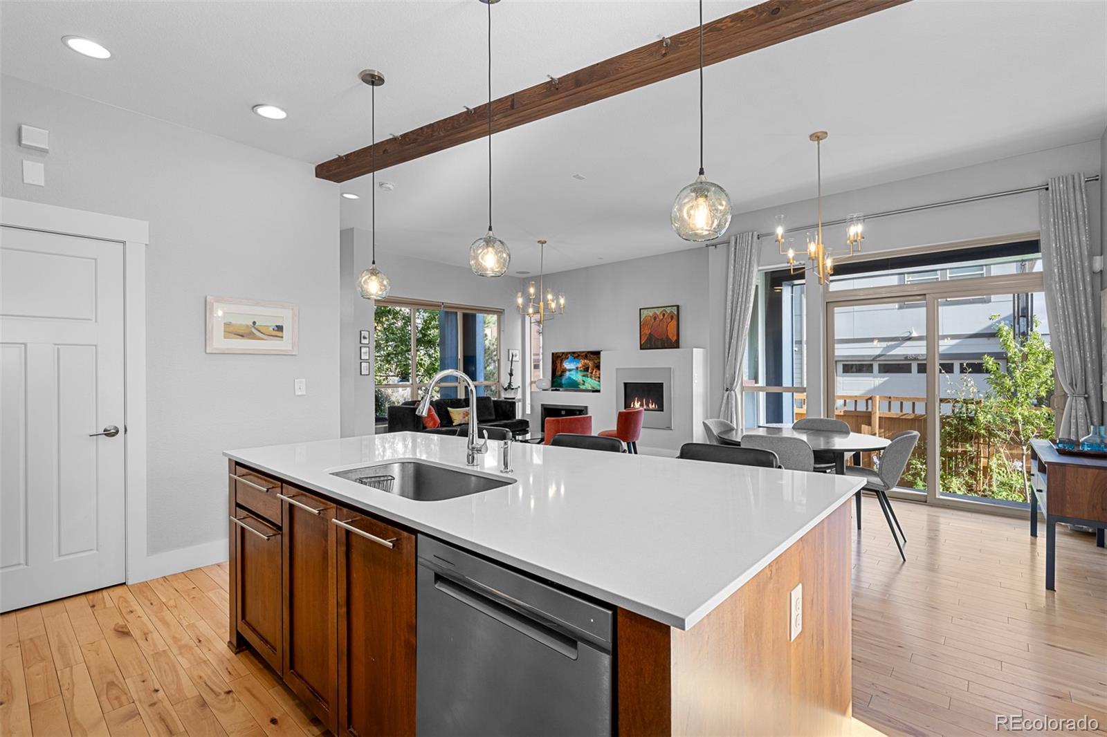 MLS Image #16 for 8323 e 29th place,denver, Colorado