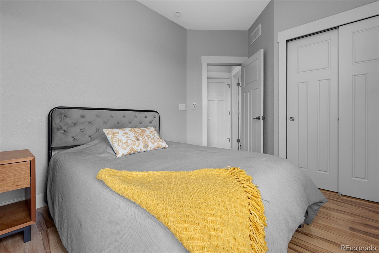 MLS Image #37 for 8323 e 29th place,denver, Colorado