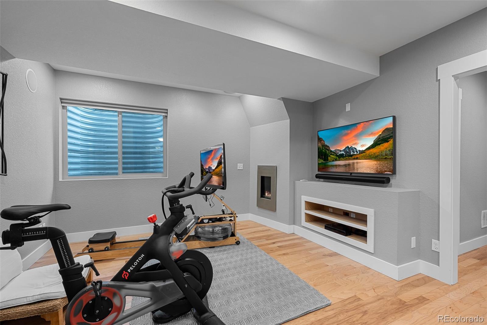MLS Image #38 for 8323 e 29th place,denver, Colorado