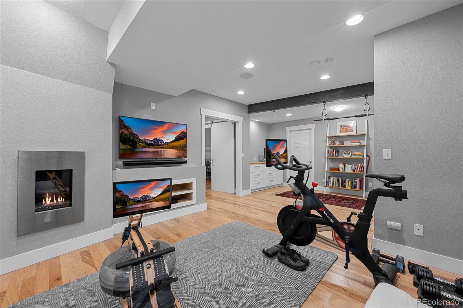 MLS Image #39 for 8323 e 29th place,denver, Colorado