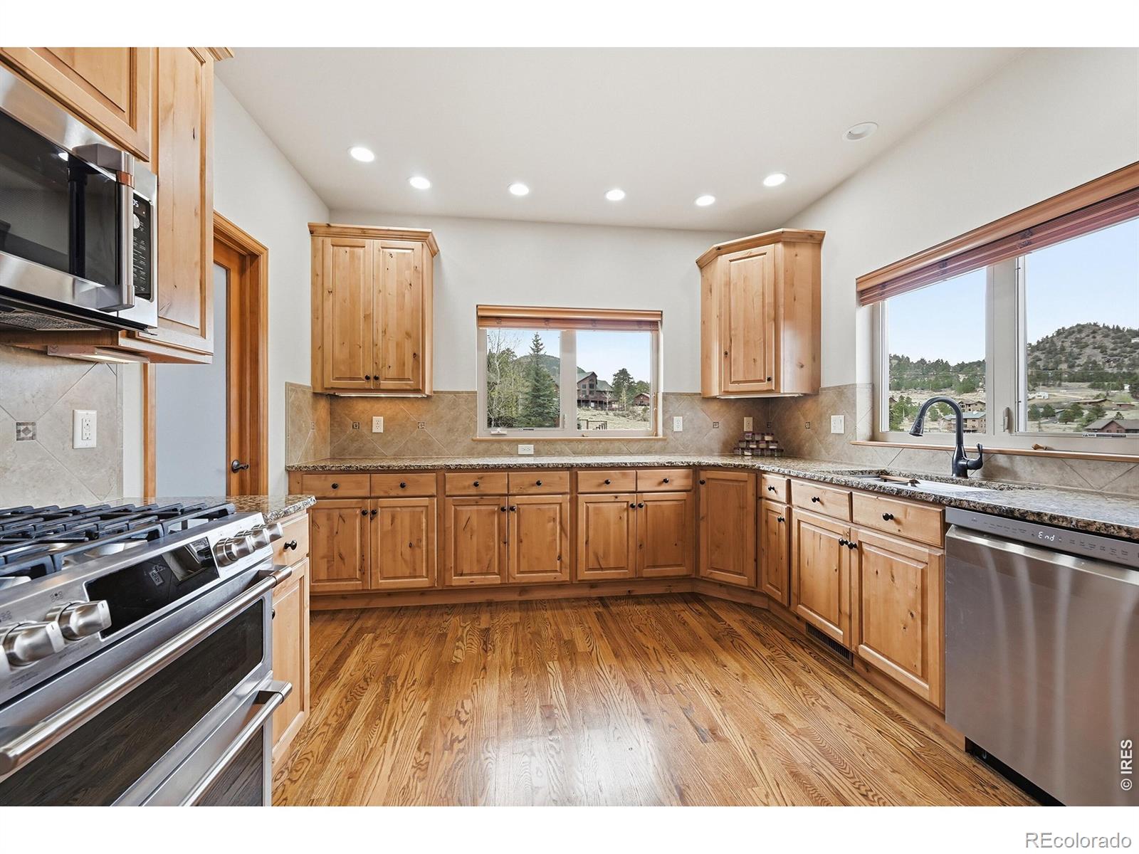 MLS Image #11 for 2001  cherokee drive,estes park, Colorado