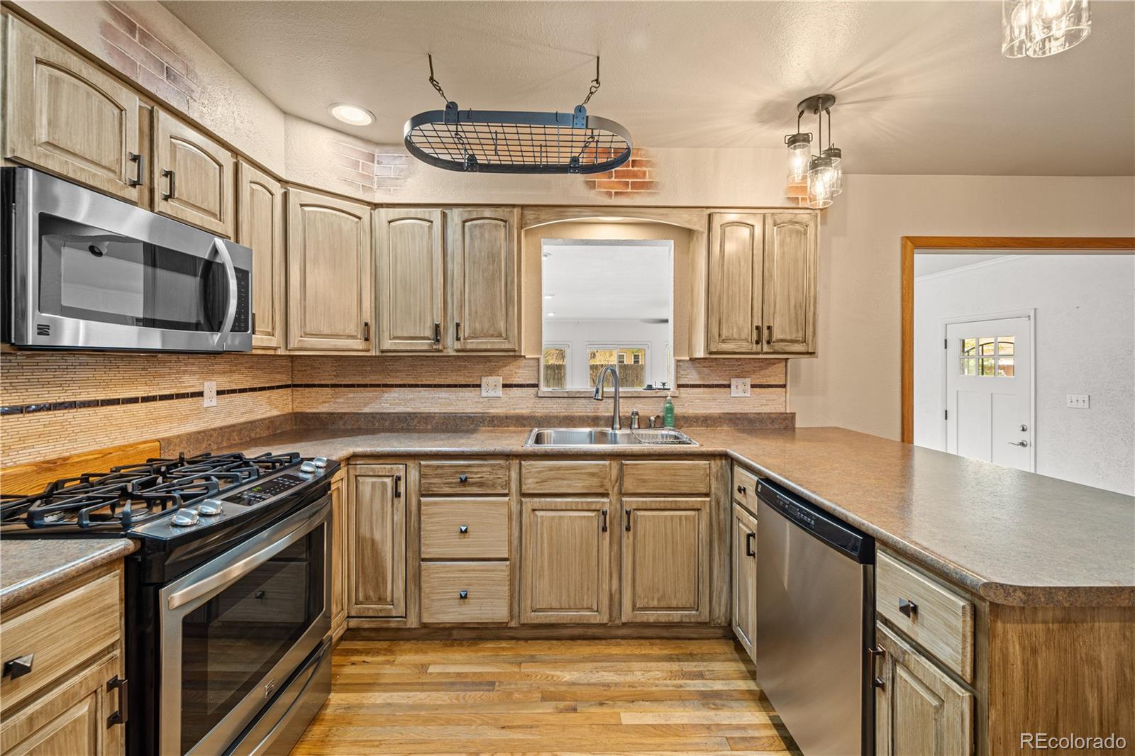MLS Image #14 for 25  fordham circle,pueblo, Colorado