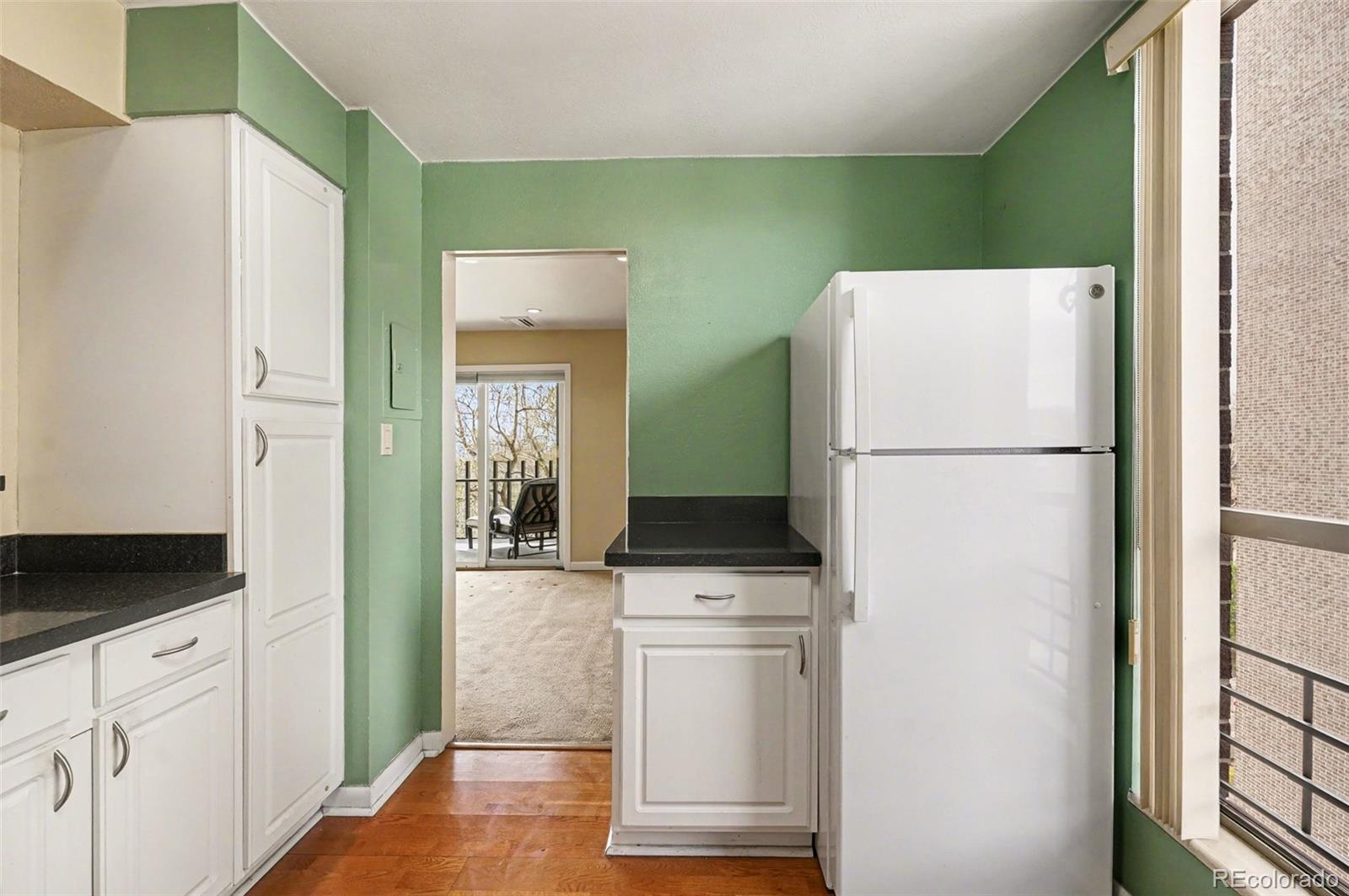 MLS Image #8 for 460 s marion parkway 753,denver, Colorado