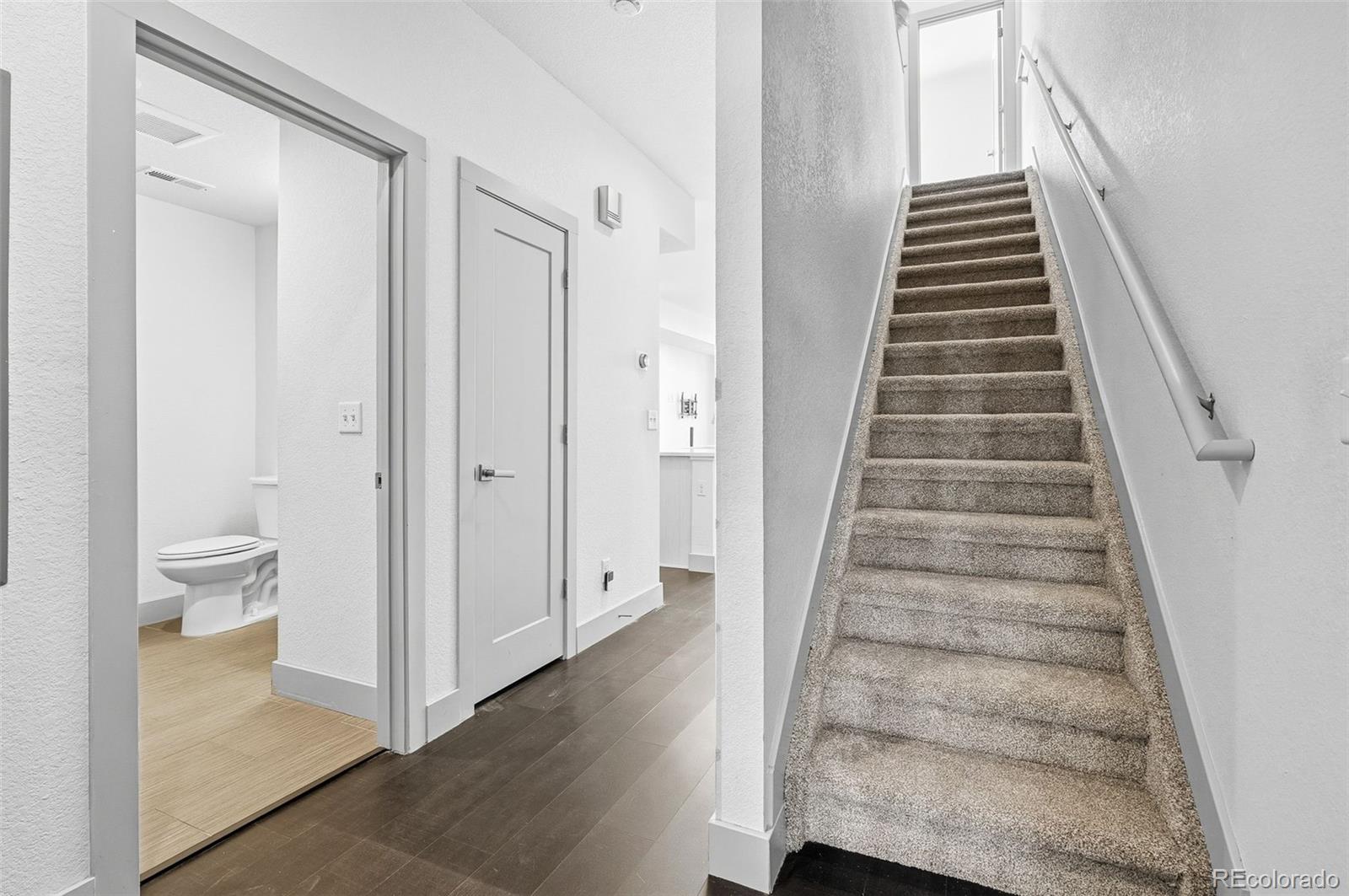 MLS Image #14 for 14956 e hampden avenue,aurora, Colorado