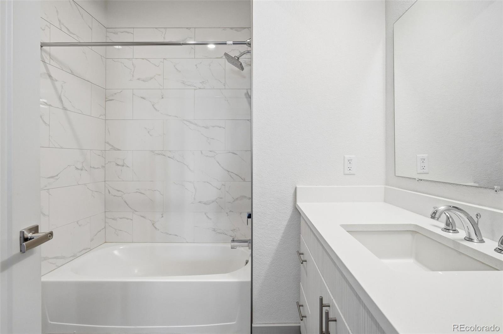 MLS Image #30 for 14956 e hampden avenue,aurora, Colorado