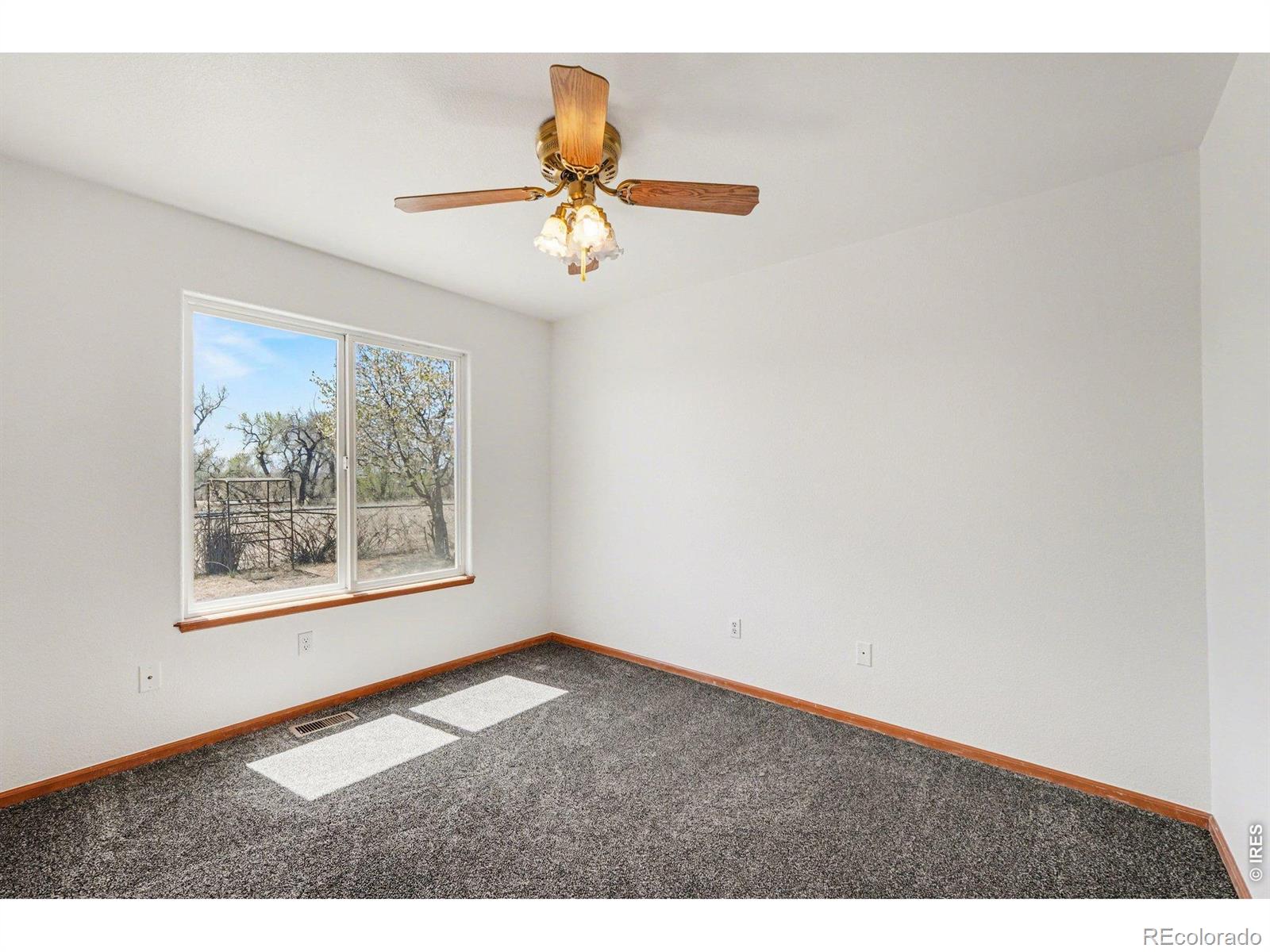 MLS Image #10 for 463  stevens circle,platteville, Colorado