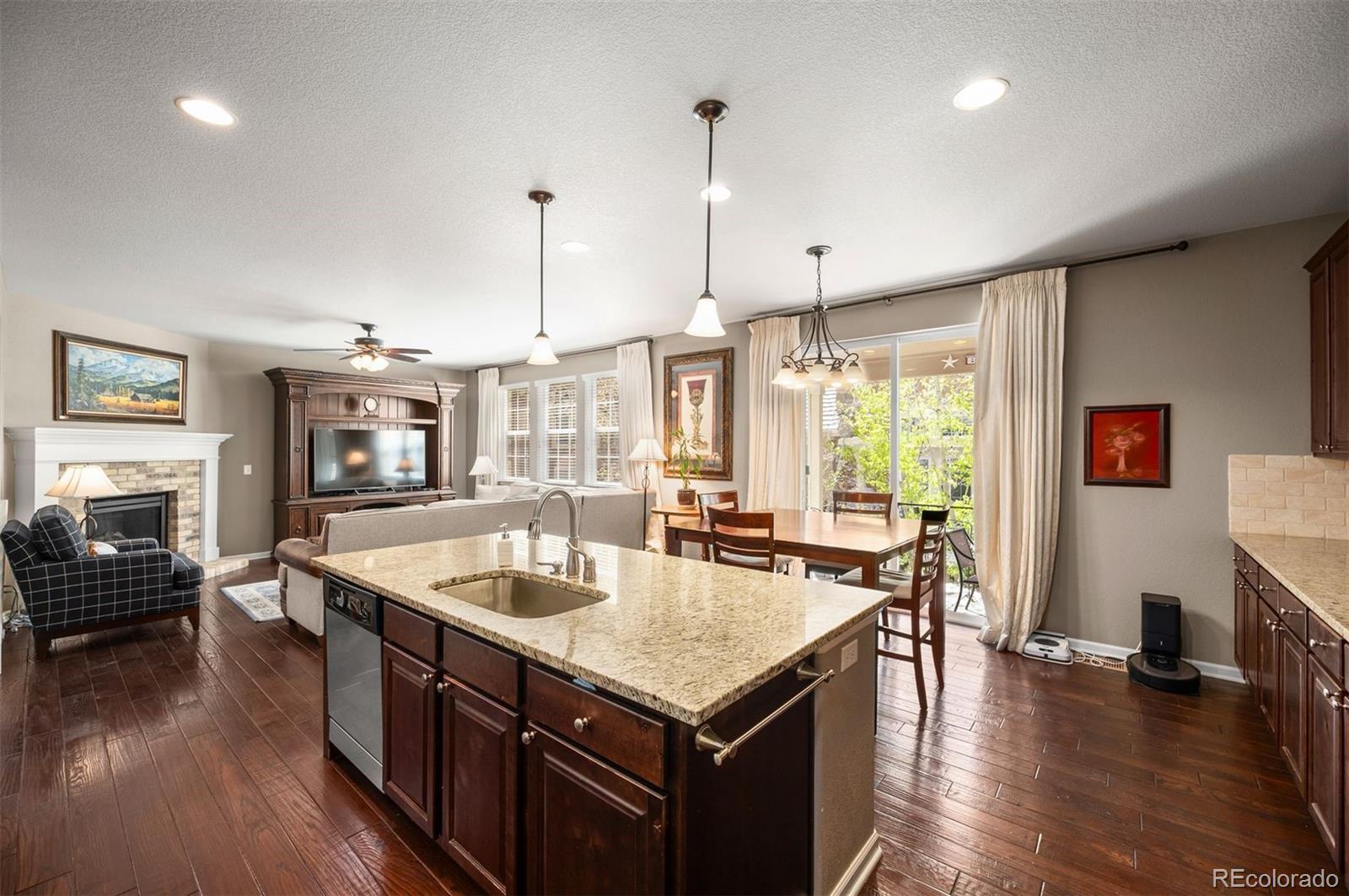 MLS Image #14 for 4545 s monaco street,denver, Colorado