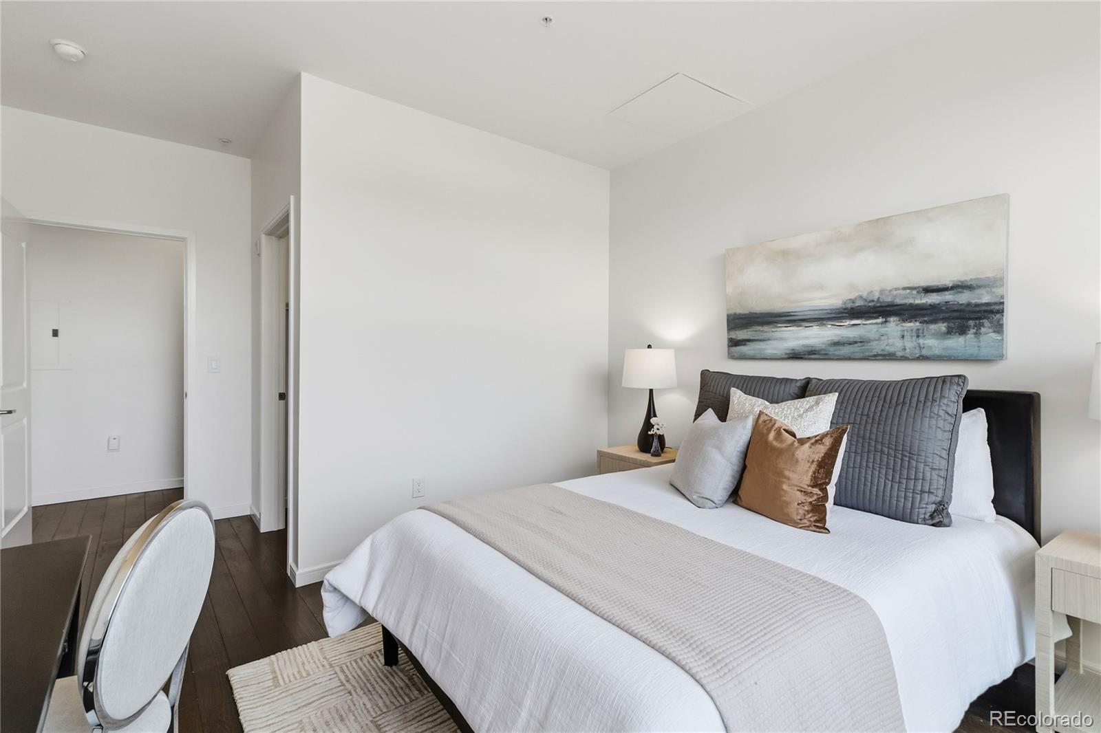 MLS Image #11 for 2958  syracuse street,denver, Colorado