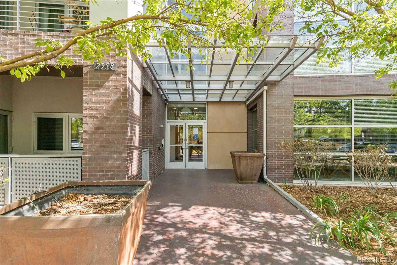 MLS Image #25 for 2958  syracuse street,denver, Colorado