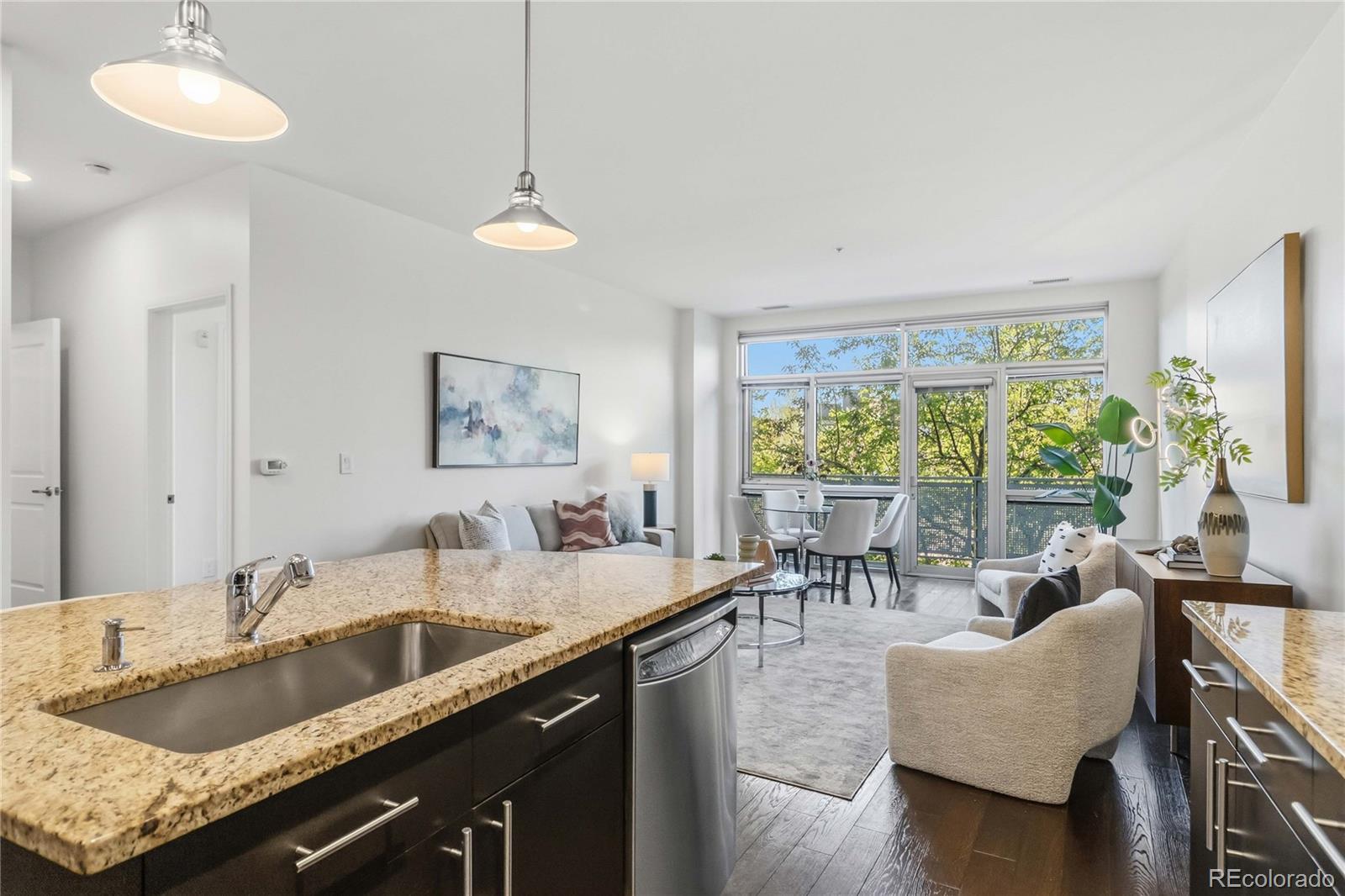 MLS Image #3 for 2958  syracuse street,denver, Colorado