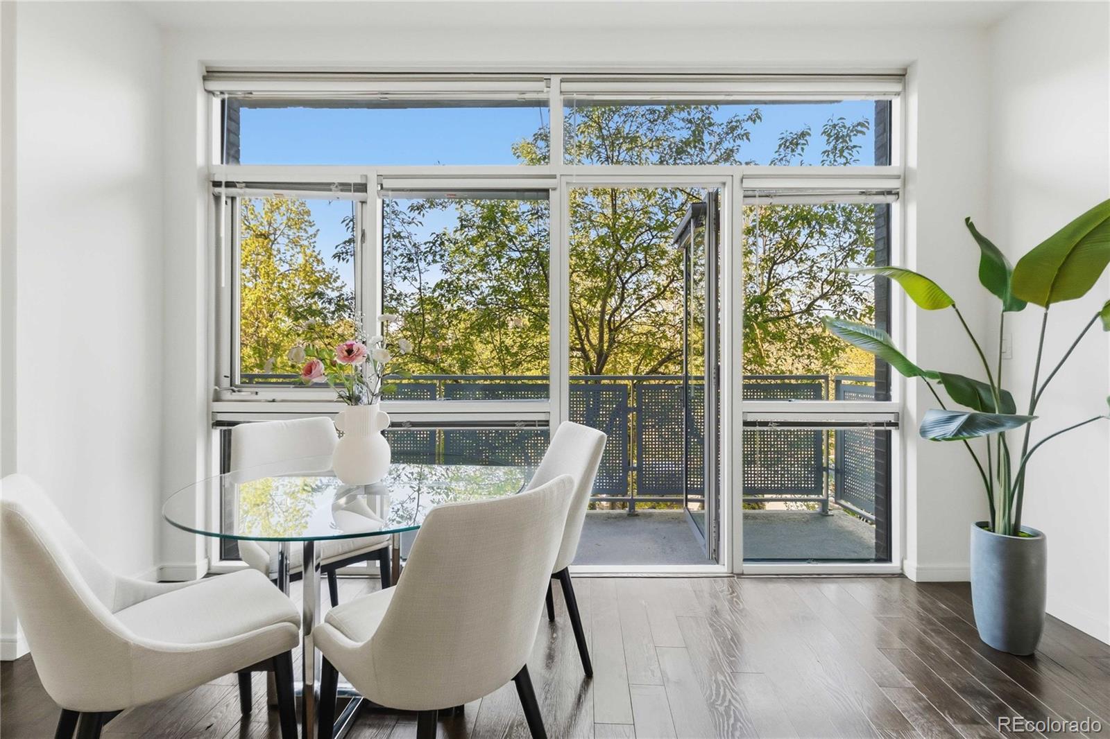 MLS Image #5 for 2958  syracuse street,denver, Colorado
