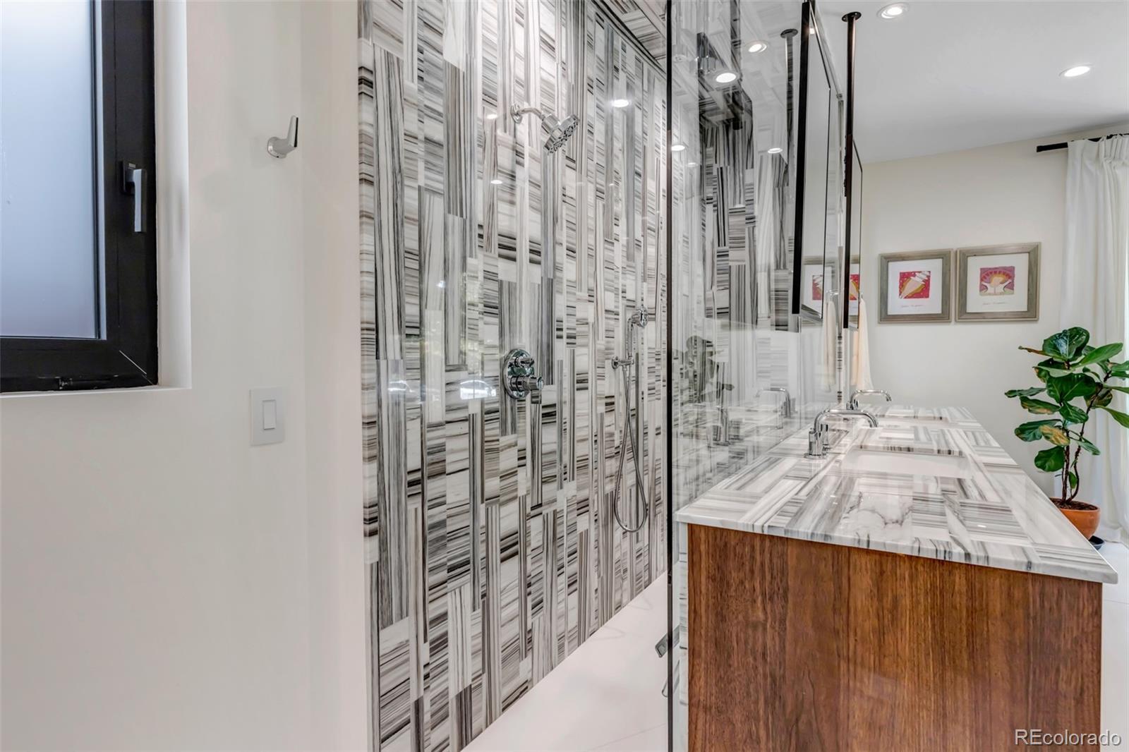 MLS Image #14 for 1375 s elizabeth street,denver, Colorado