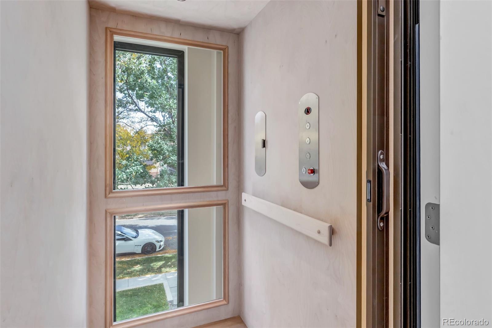 MLS Image #17 for 1375 s elizabeth street,denver, Colorado