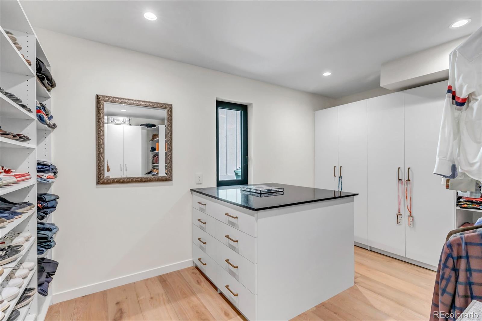 MLS Image #23 for 1375 s elizabeth street,denver, Colorado