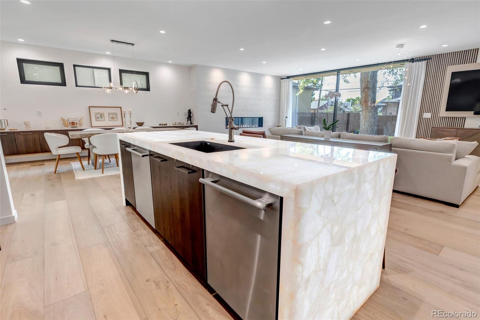 MLS Image #6 for 1375 s elizabeth street,denver, Colorado