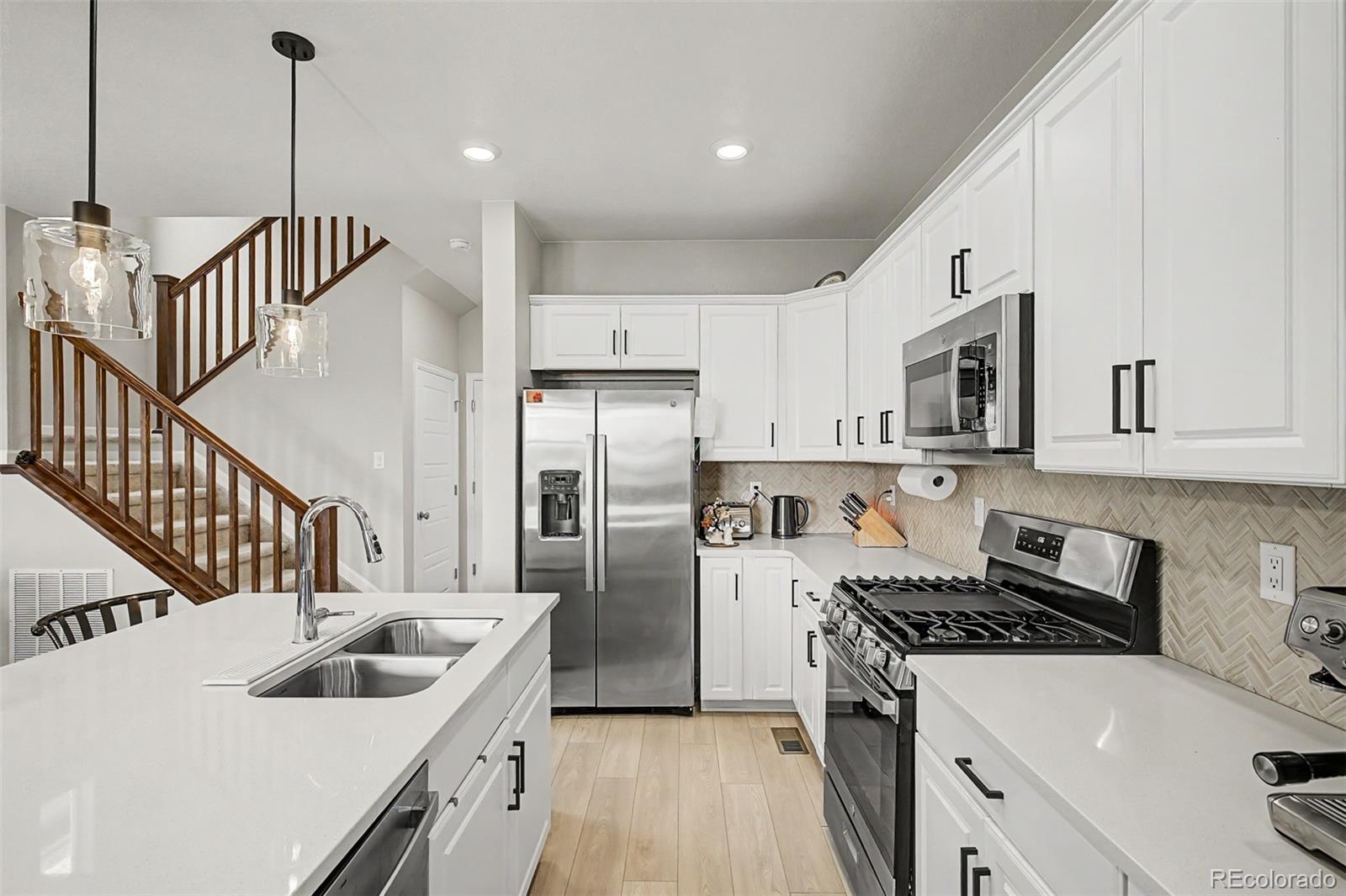 MLS Image #4 for 2076  chambers road,brighton, Colorado