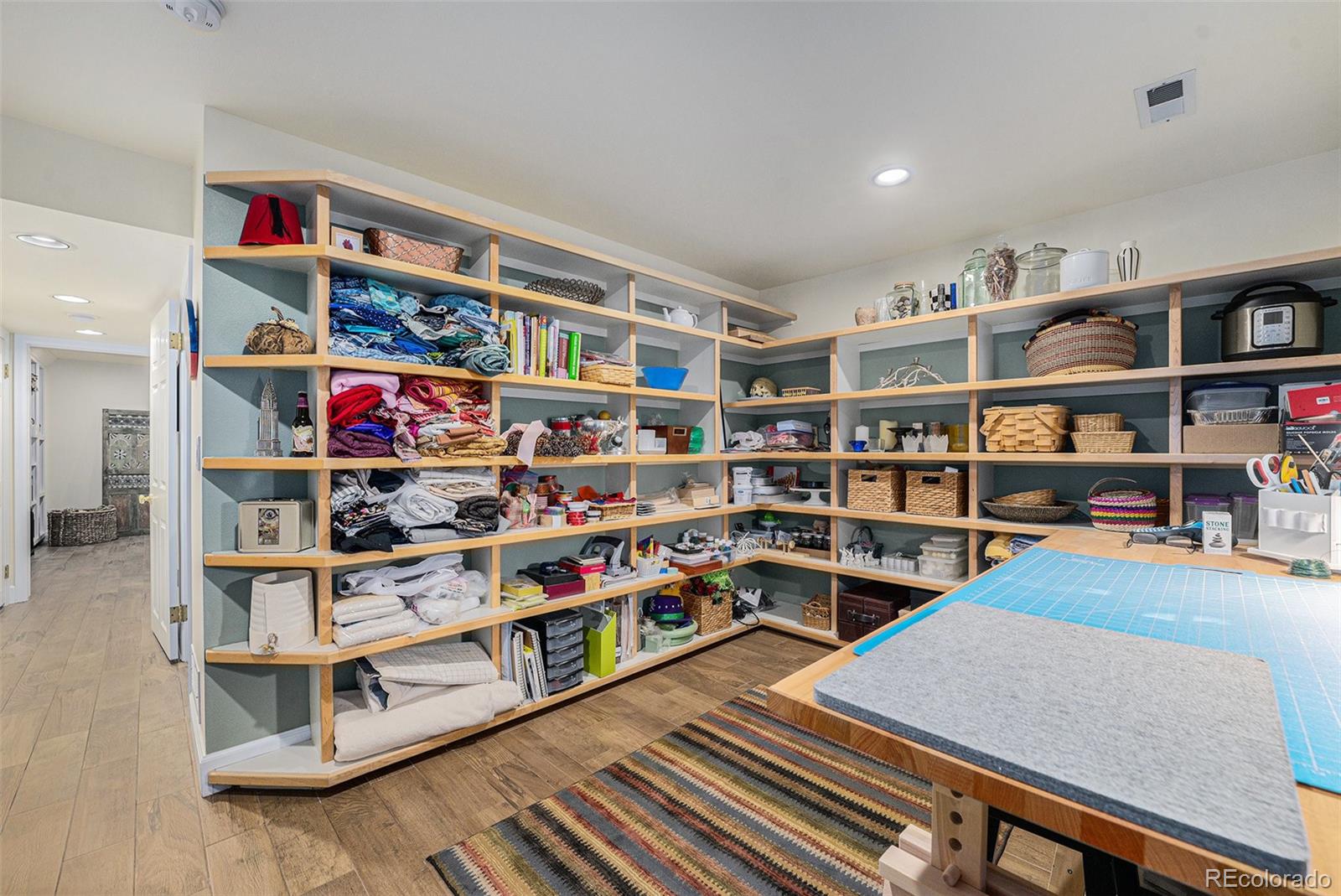 MLS Image #15 for 5787 e 9th avenue,denver, Colorado